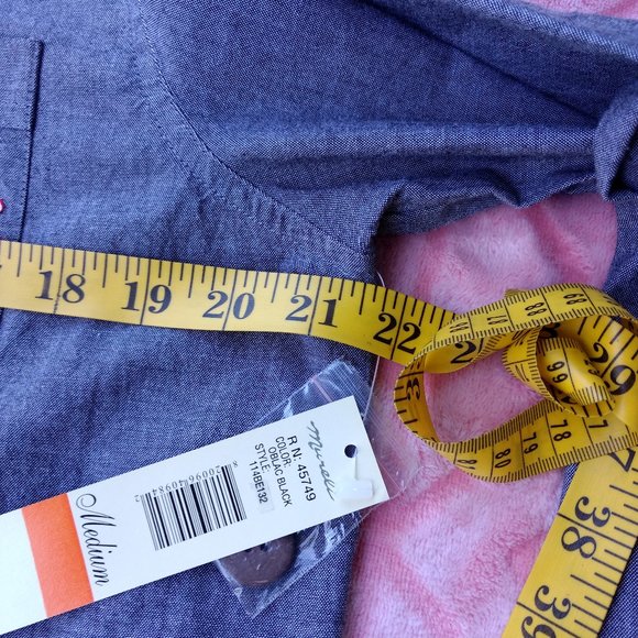 Button Up Top Blouse Embroidered - Picture 14 of 14